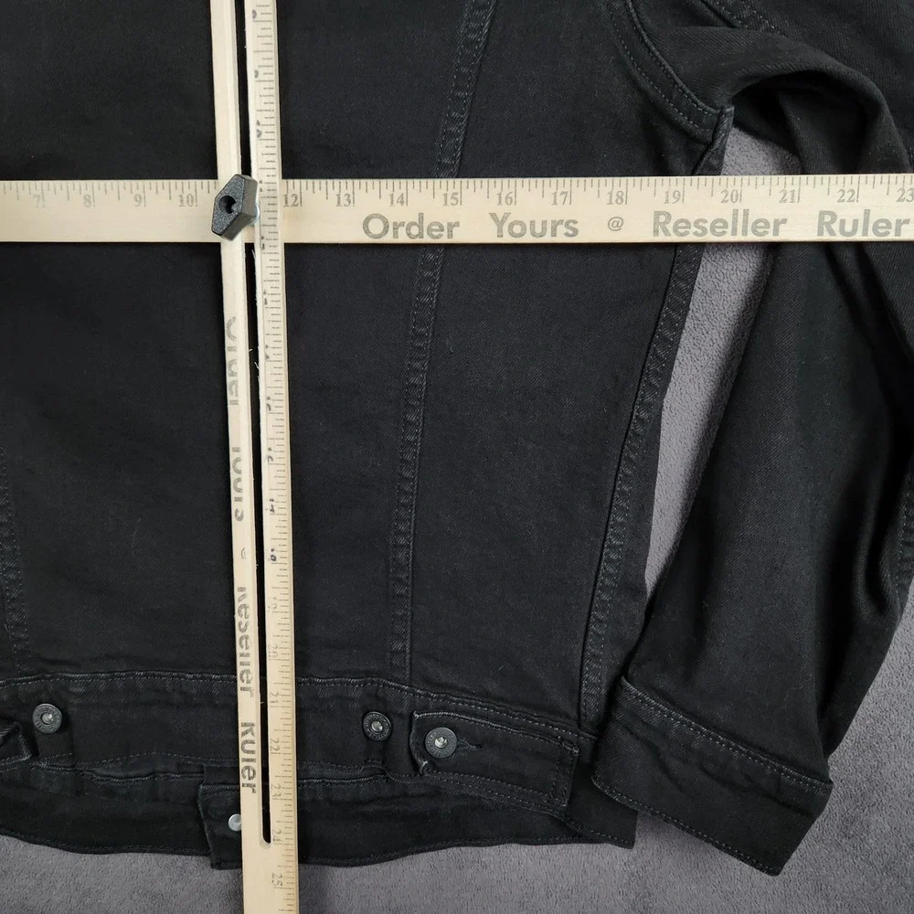 Levis Trucker Jacket Mens Small Faded Black Denim Button Front 72334-0223